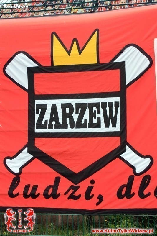 widzew-lodz-lech-poznan-06-05-2012-17-zarzew